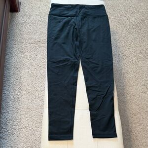 Victoria's Secret Black VSX Sport Leggings Size 6